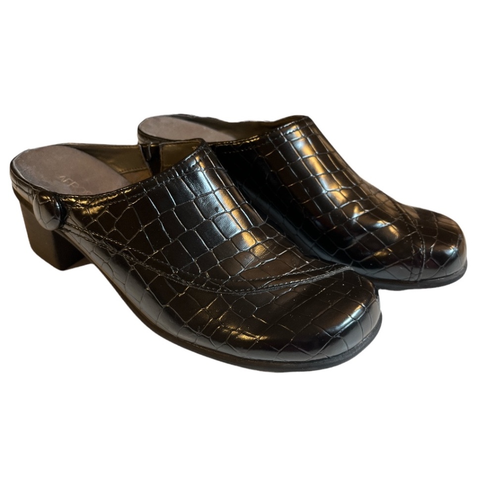 Aerosoles "Pepresent" Women's Black Mule with Alligator Pattern Sz 7